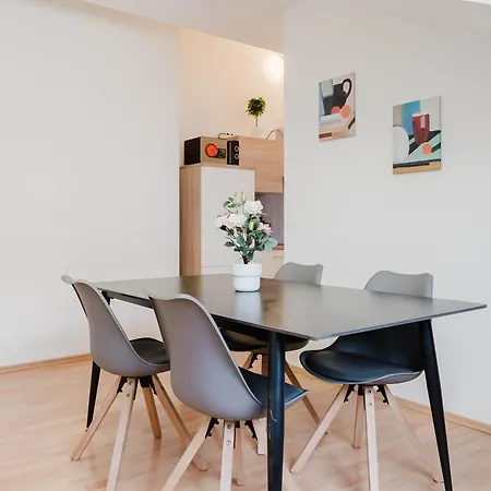 Lejlighed Feworld Living -